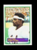 1983 Topps Football Card #36 Hall of Famer Walter Payton Chicago Bears. EX-