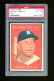 1961 Topps Baseball Card #475 Hall of Famer Mickey Mantle New York Yankees