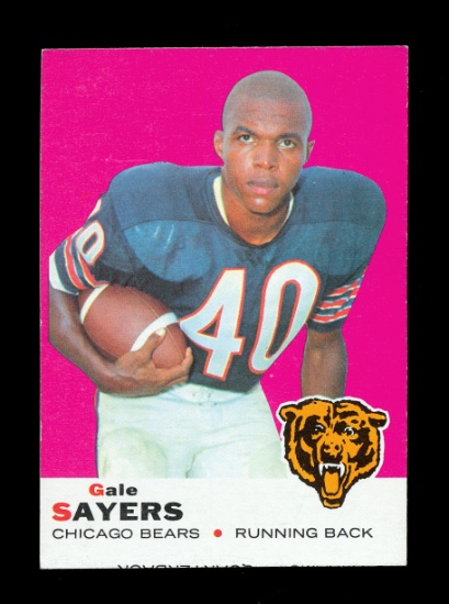 1969 Topps Football Card #51 Hall of Famer Gale Sayers Chicago Bears. EX-MT
