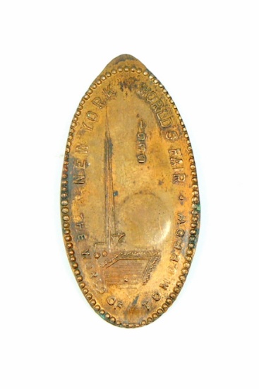 1939 New York Worlds Fair Souvenir Coin/Token. "The World of Tomorrow". 1-1