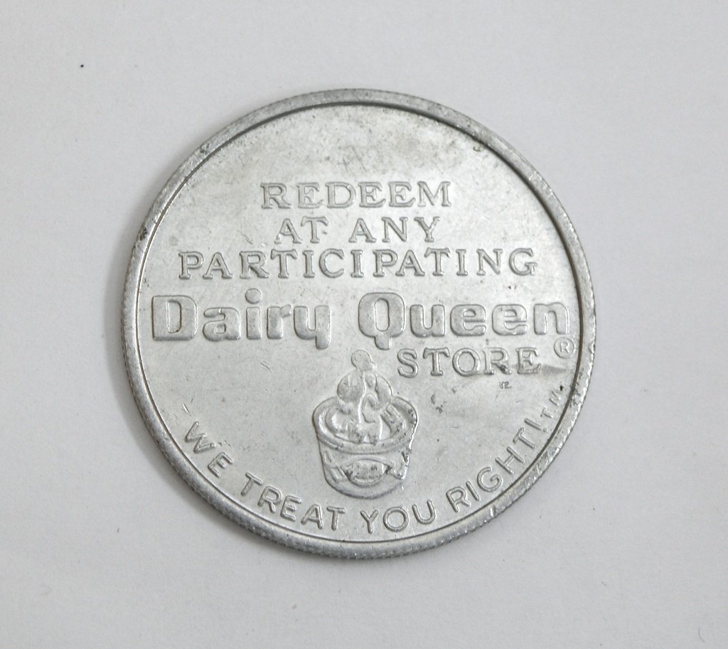 Dairy Queen Free Sundee Coin Token Redeem At Any Participating Dairy Queen Coins Currency Exonumia Tokens Auctions Online Proxibid