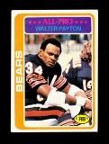 1978 Topps Football Card #200 Hall of Famer Walter Payton Chicago Bears. NM