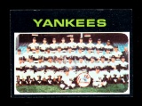 1971 Topps Baseball Card #543 New York Yankees Team NM Condition