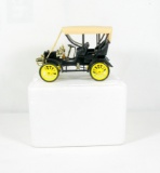Diecast Replica of 1905 Buick Model C from National Motor Museum Mint 1/32