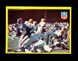 1967 Philadelphia Football Card #193 Cleveland Browns Play, Leroy Kelly In