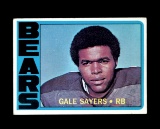 1972 Topps Football Card #110 Hall of Famer Gale Sayers Chicago Bears.