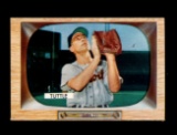 1955 Bowman Baseball Card #35 Bill Tuttle Detroit Tigers.