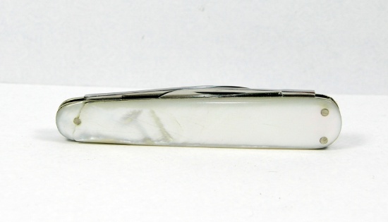 1924-1940 Stainless "STA-SHARP" Model 9476 "PRESIDENT" Pearl Sleeveboard Lo