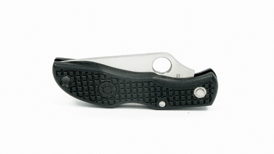 Spyderco Seki City, Japan Lock Back Jack Knife. Half Plain Edge & Half Spyd