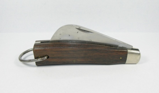 1946-1973 Schrade-Walden Pattern 136 Walnut Pruner. Unsharpened  Near Mint