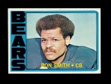 1972 Topps Football Card #64 Ron Smith Chicago Bears