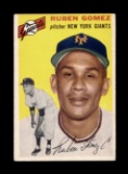 1954 Topps Baseball Card #220 Ruben Gomez New York Giants