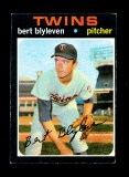 1971 Topps ROOKIE Baseball Card #26 Rookie Hall of Famer Bert Blyleven Minn