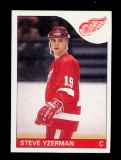 1985 Topps Hockey Card #29 Hall of Famer Steve Yzerman Detroit Redwings