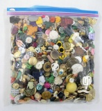 3 Pound Bag of Mixed Vintage & Newer Buttons