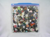 3 Pound Bag of Mixed Vintage & Newer Buttons