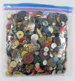 3 Pound Bag of Mixed Vintage & Newer Buttons