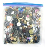 3 Pound Bag of Mixed Vintage & Newer Buttons