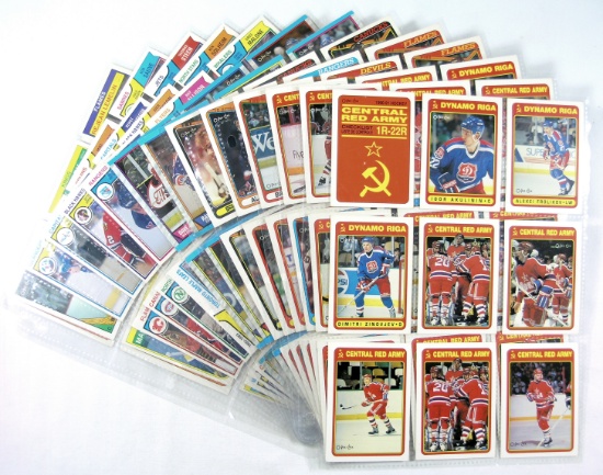(123) 1990s O-Pee-Chee Hockey Cards. NM-Mint Conditions