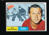 1968 Topps Hockey Card #28 Hall of Famer Alex Delvdecchio Detroit Red Wings