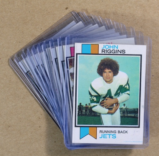 (10) 1973 Topps Hall of Famer Football Cards