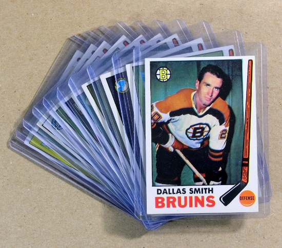 (10) 1969 Topps Hockey Cards EX or Higher Grade Conditions