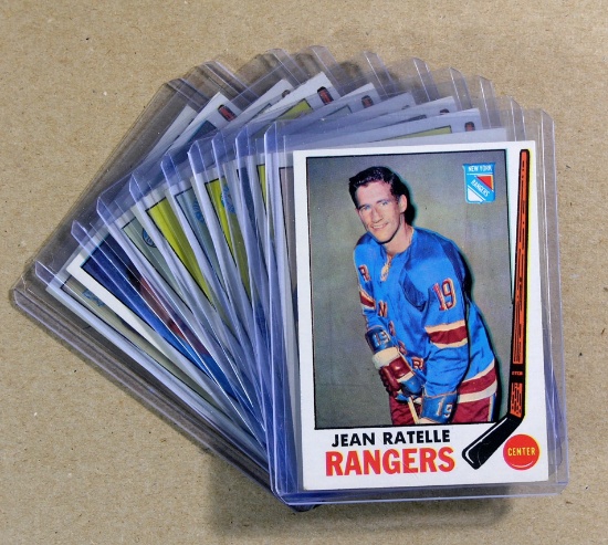 (10) 1969 Topps Hockey Cards EX or Higher Grade Conditions