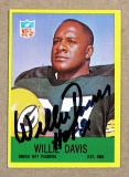 1967 Philadelphia AUTOGRAPHED Football Card #76 Hall of Famer Willie Davis