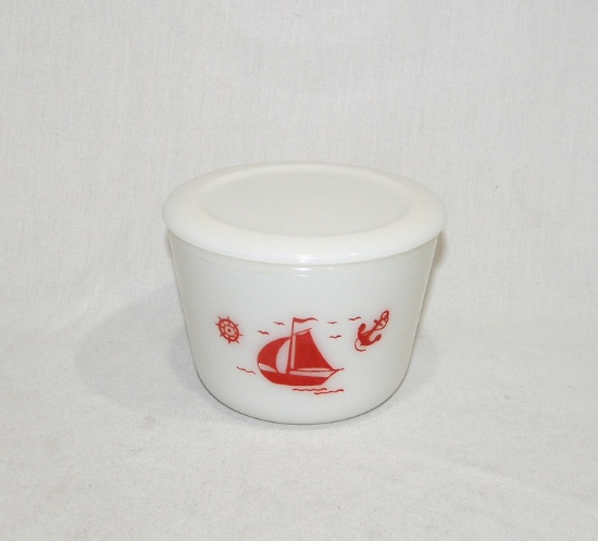 Vintage McKee Mixing Bowl with Lid. No Chips or Cracks. 5"