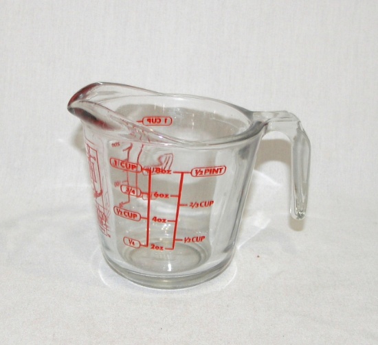 Vintage Anchor Hocking Glass 1-cup capacity Measuring Pitcher