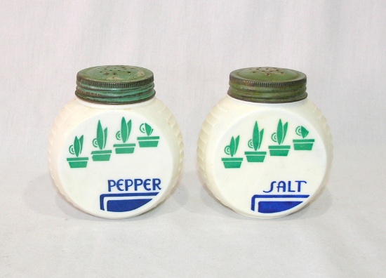 Vintage 1950's Fire King Vitrock White Milk Glass Salt & Pepper Shakers. Tu
