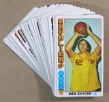 (43) 1976 Topps Basketball Cards