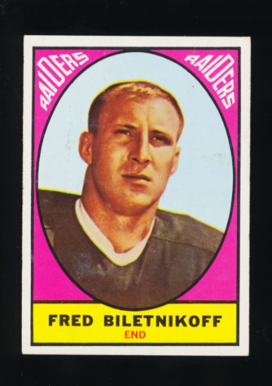 1967 Topps Football Card #106 Hall of Famer Fred Biletnikoff Oakland Raider