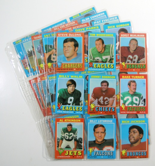 (45) 1971 Topps Football Cards Nice EX or Higher Grades