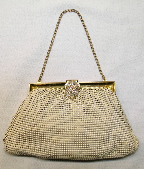 Vintage 1940-50s Beaded/Mesh Purse By Whiting & Davis Co. Bags.  7" x 4-1/4