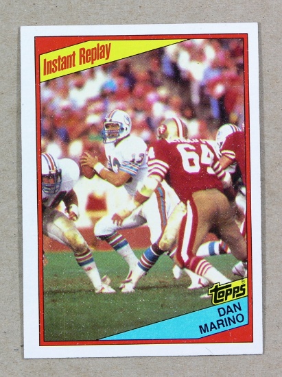 1984 Topps ROOKIE Football Card #124 Rookie Hall of Famer Dan Marino Instan