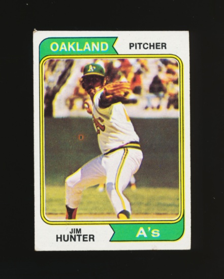 1974 Topps Baseball Card #7 Hall of Famer Jim Hunter Oakland A's