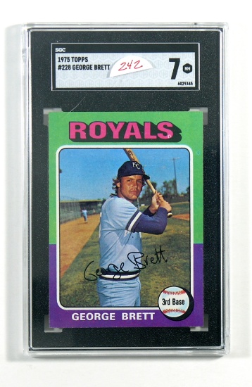 1975 Topps ROOKIE Baseball Card #228 Rookie Hall of Famer George Brett Kans