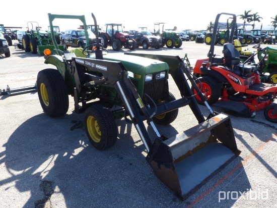 JOHN DEERE 850 ROPS 2WD