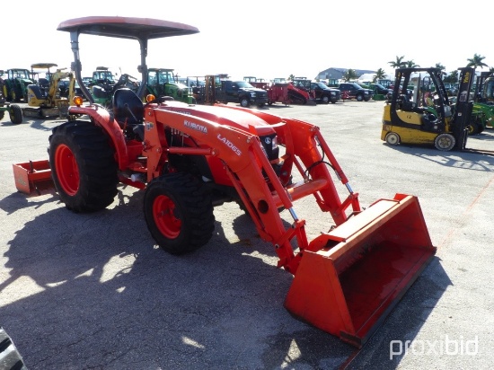 KUBOTA MX5200 CANOPY 4X4