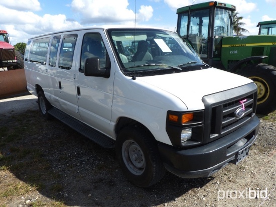 2011 FORD E350 VAN