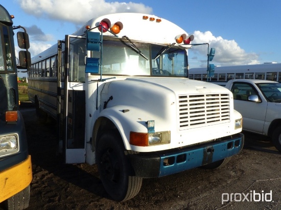 1994 INTERNATIONAL 3800 BUS