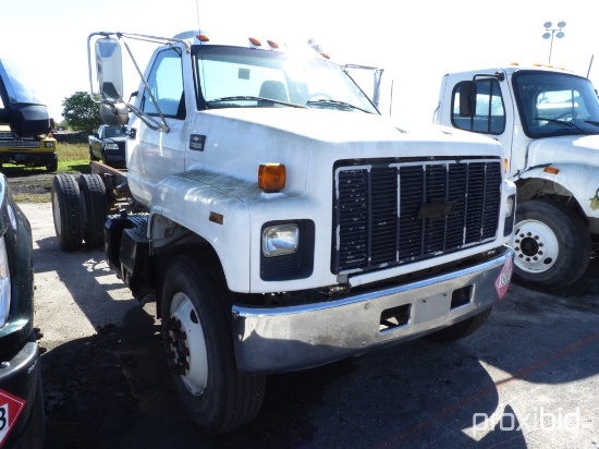 1999 CHEVROLET C5700