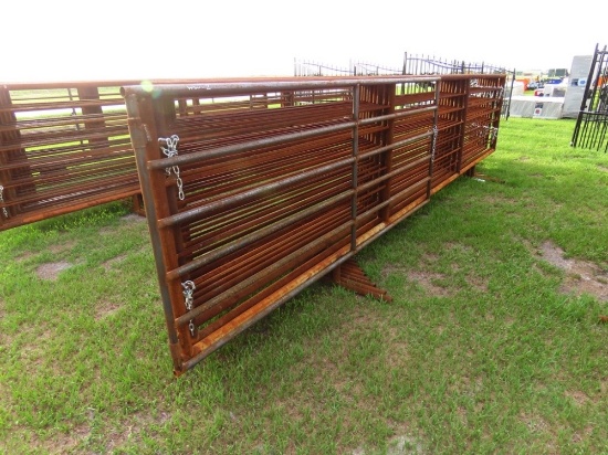 (10) 24' Free Standing Panels w/ 11' 10" Gate