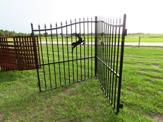 14' Bi-Parting Gate (Deer)