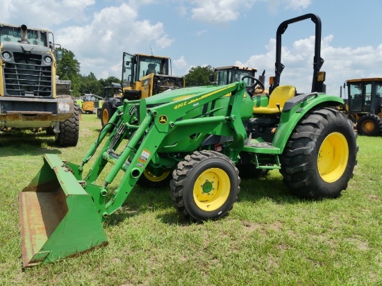 2019 John Deere 4044M