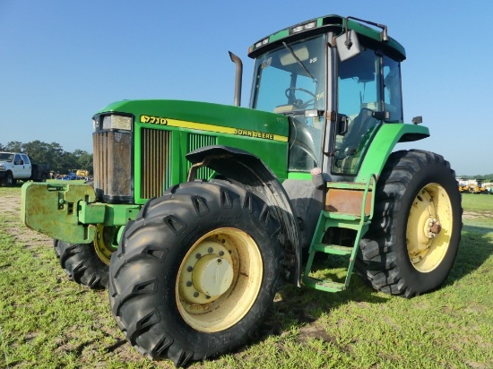 John Deere 7710