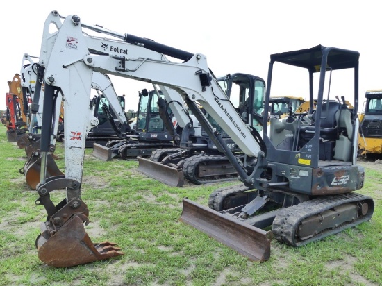 2021 Bobcat E32