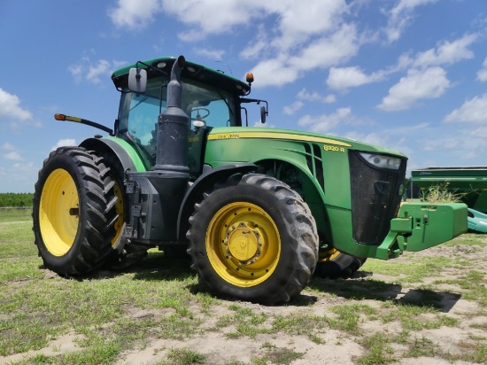 John Deere 8320R