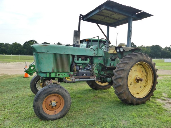 John Deere 3020